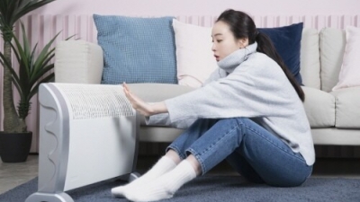 겨울철 불청객 ‘피부 건조’…피부 속부터 신경 써줘야